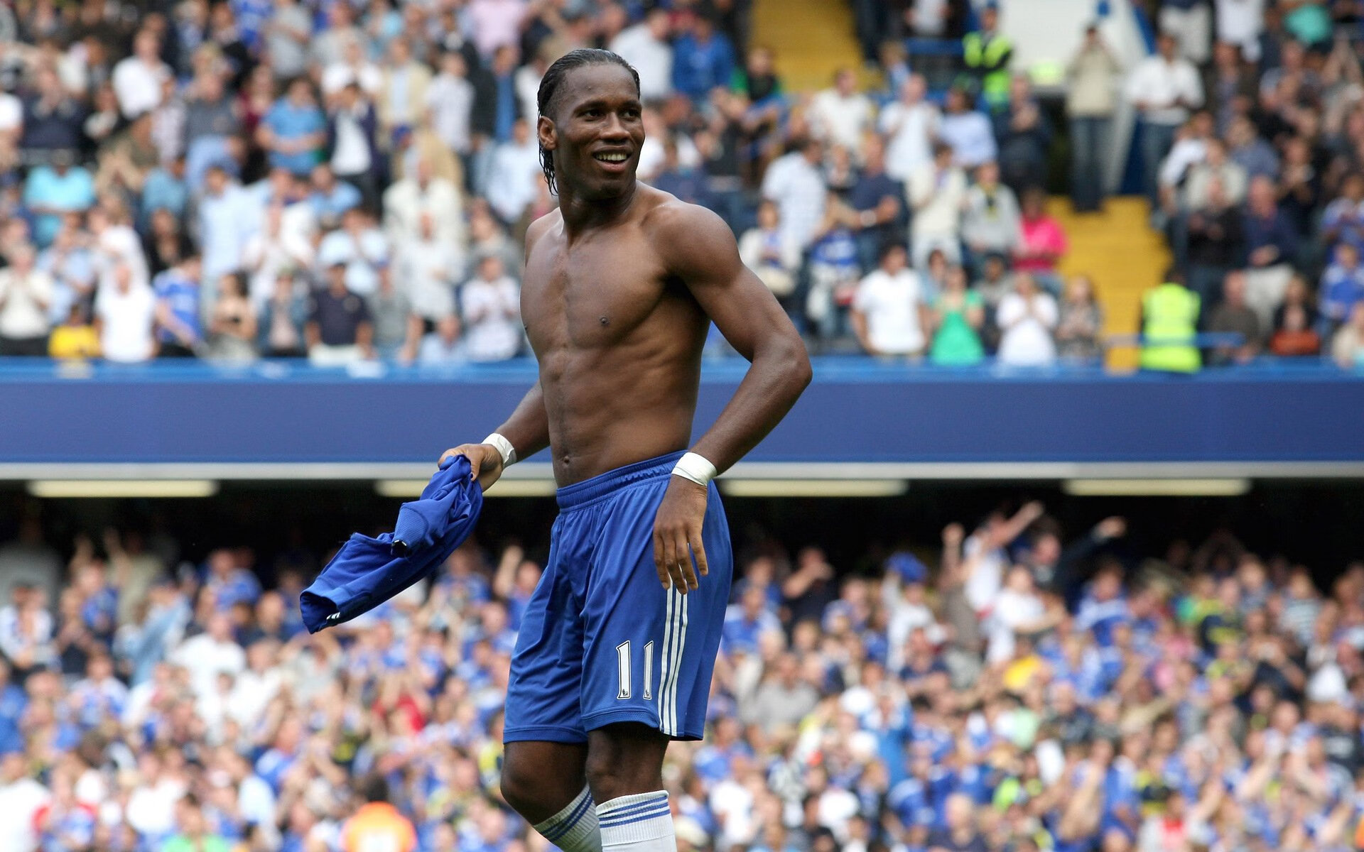 精彩纷呈的足球对决,热血激情四射!,足球对决图片