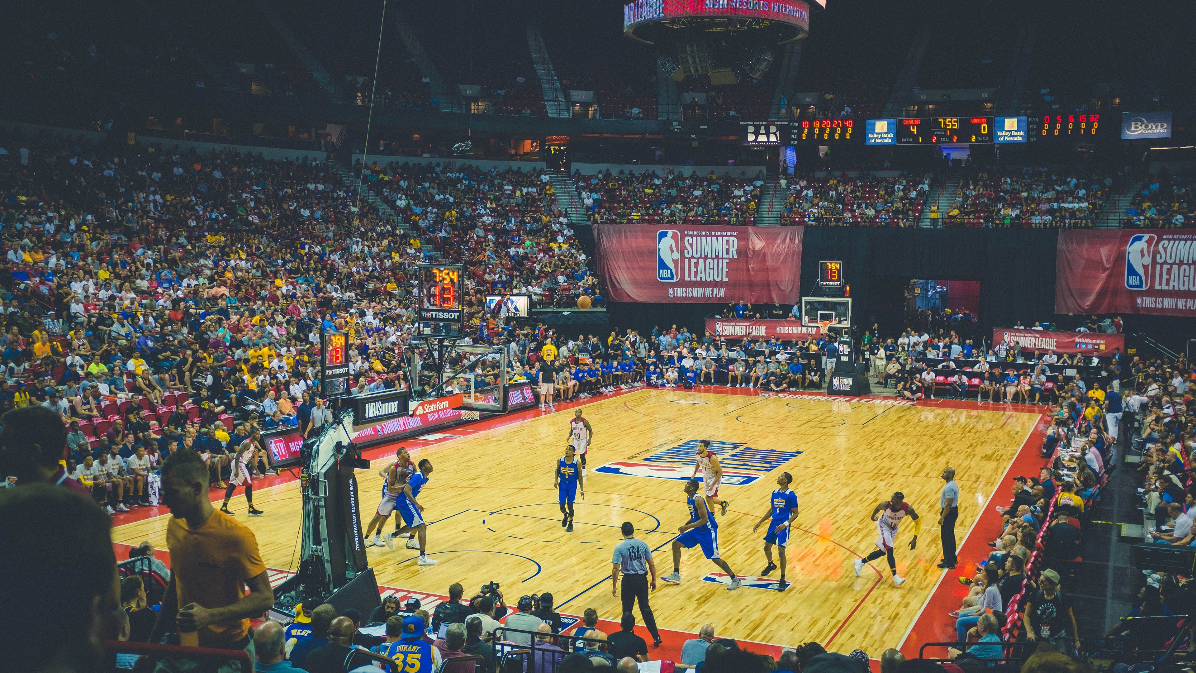 线上观赛狂潮:全球直播观众破纪录,线上直播比赛流程