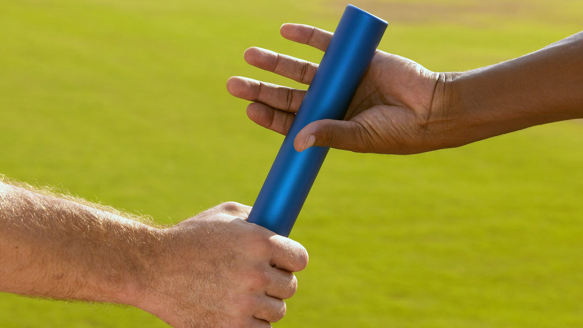 青少年“智慧青训”平台在深圳正式上线，推动行业数字化转型，青少年智慧成长中心